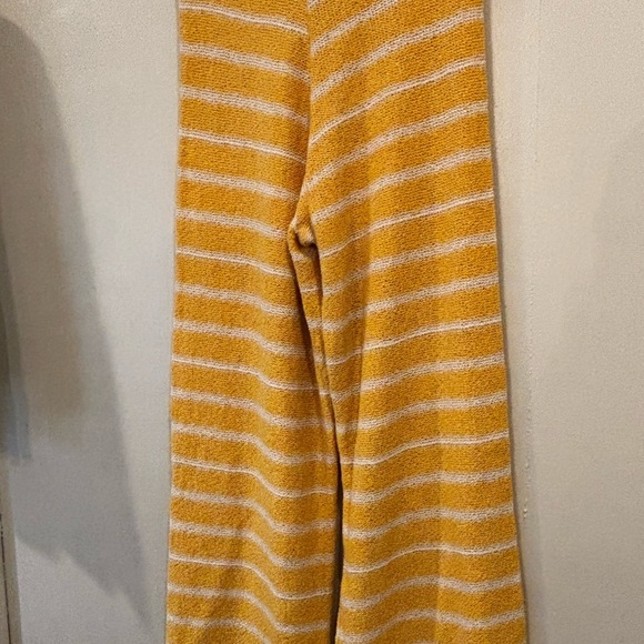 Zara Striped Yellow Women's Pants size M crochet casual summer country garden - Picture 2 of 11